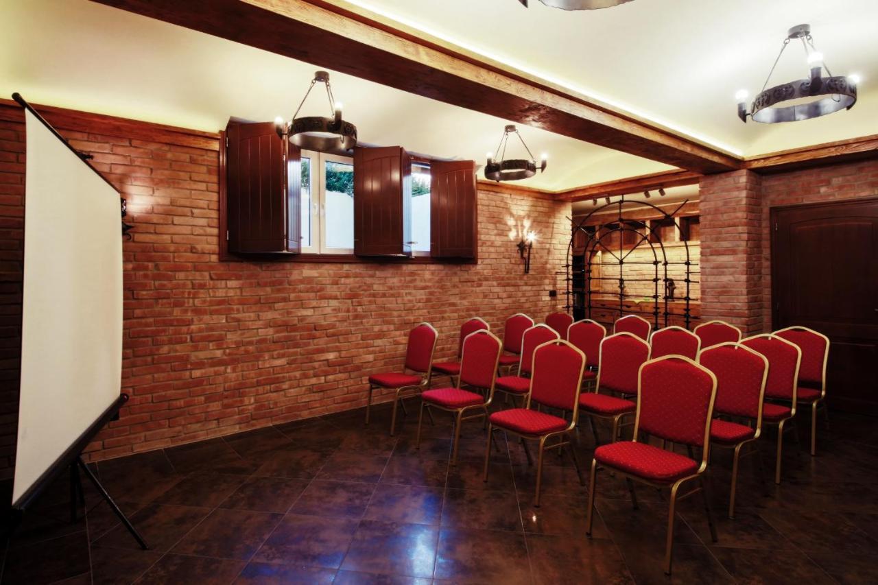Hotel Kasztel Rzezawa المظهر الخارجي الصورة