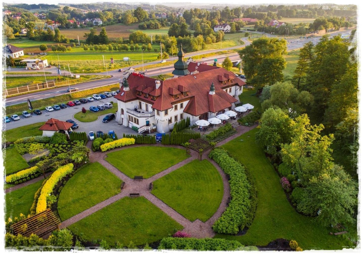 Hotel Kasztel Rzezawa المظهر الخارجي الصورة