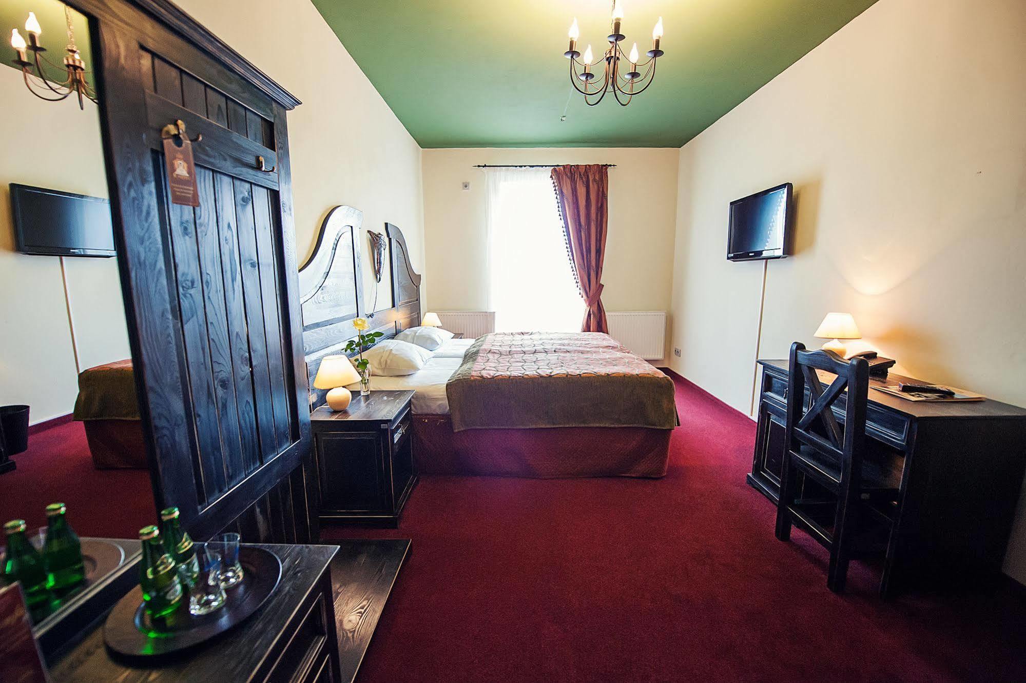 Hotel Kasztel Rzezawa المظهر الخارجي الصورة