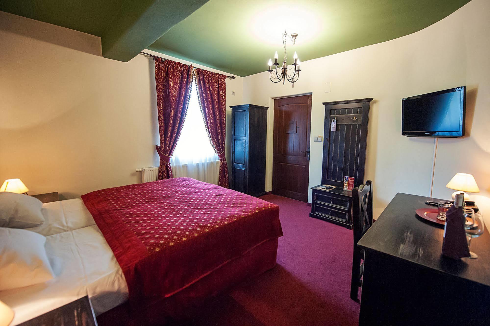 Hotel Kasztel Rzezawa المظهر الخارجي الصورة
