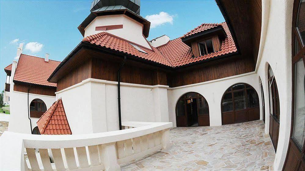 Hotel Kasztel Rzezawa المظهر الخارجي الصورة